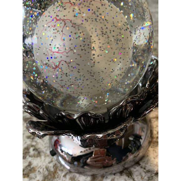 Bath & Body Works 2022 Gothic Eyeball Waterglobe Pedestal Candle Holder New rare - Picture 5 of 9